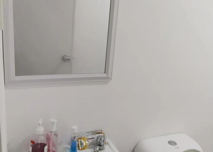 Apartment Crt Staycation *